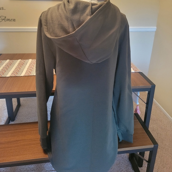 Ladies Sweater Mini dress w/pockets - Picture 3 of 3